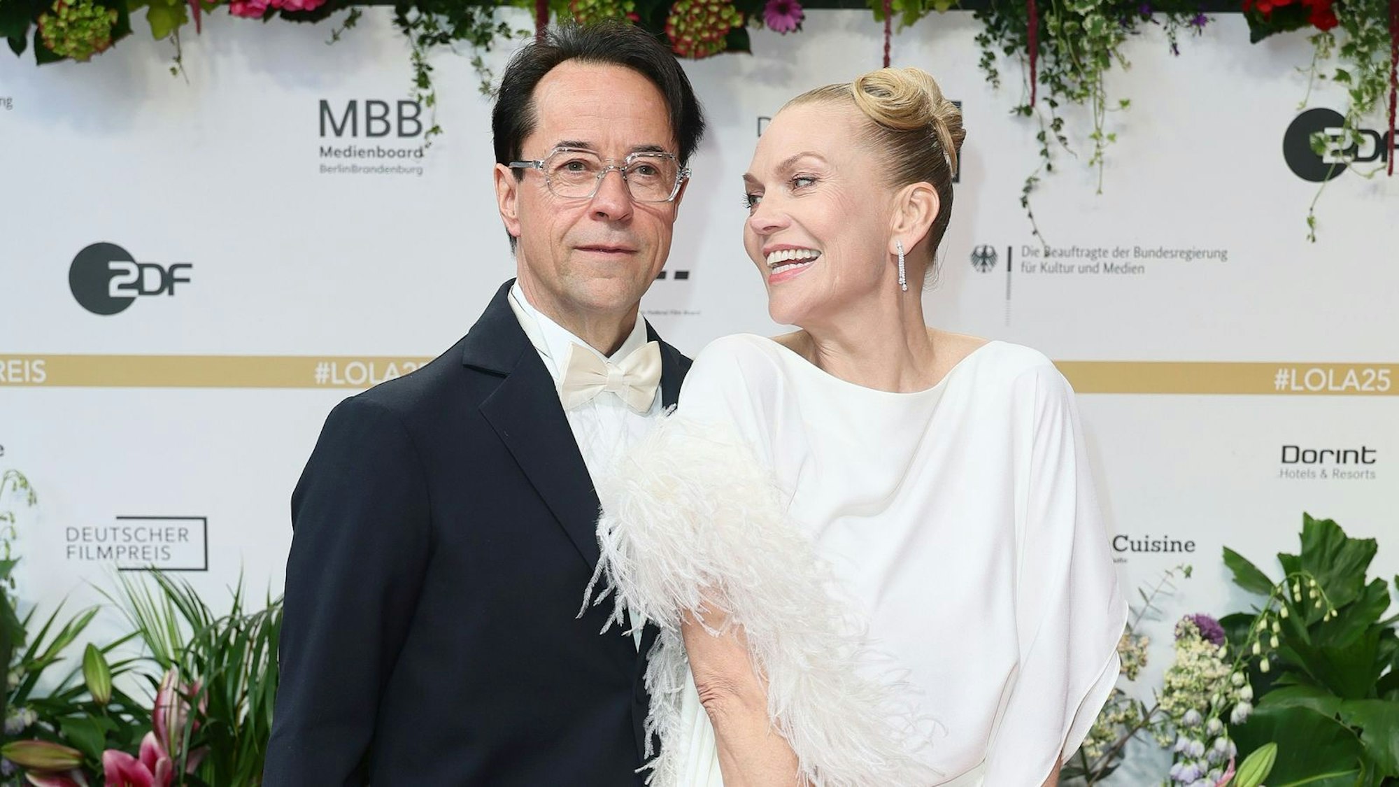 Jan Josef Liefers und seine Ehefrau Anna Loos haben über ihr Eheleben gesprochen und verraten, welche Tipps bei Streit helfen. (Bild: 2025 Getty Images/Andreas Rentz)