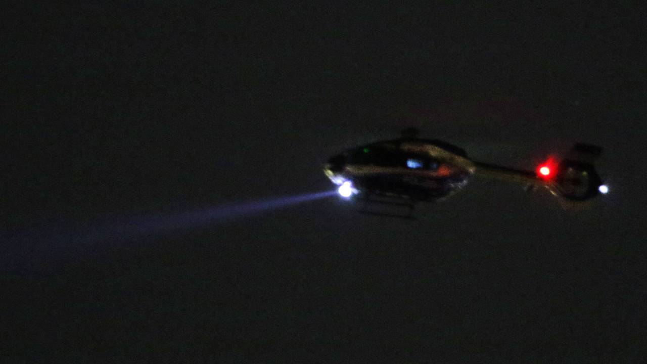 Ein Polizeihubschrauber im Einsatz (Symbolfoto)