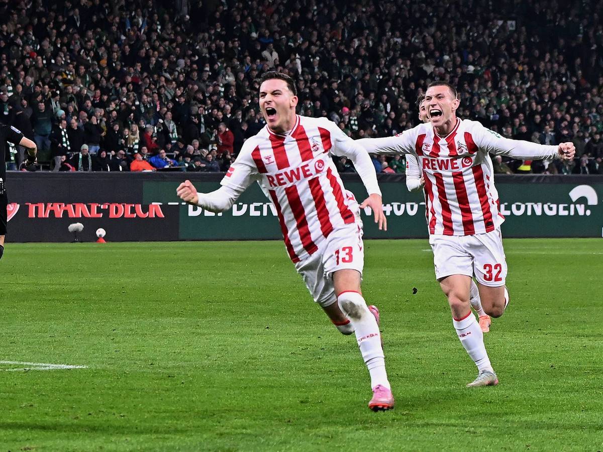 Said El Mala (1. FC Köln) jubelt, hinter ihm Kristoffer Lund.