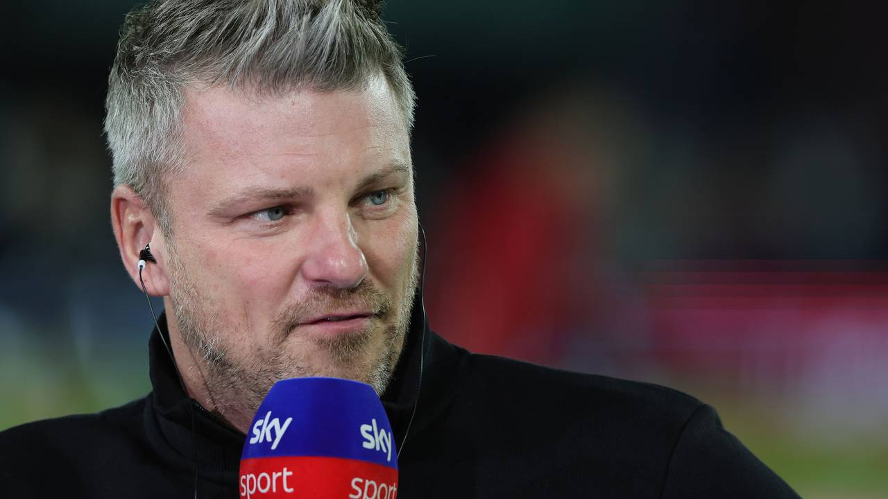 Trainer Lukas Kwasniok (1. FC Köln), hier beim Spiel gegen Eintracht Frankfurt am 22. November 2025.