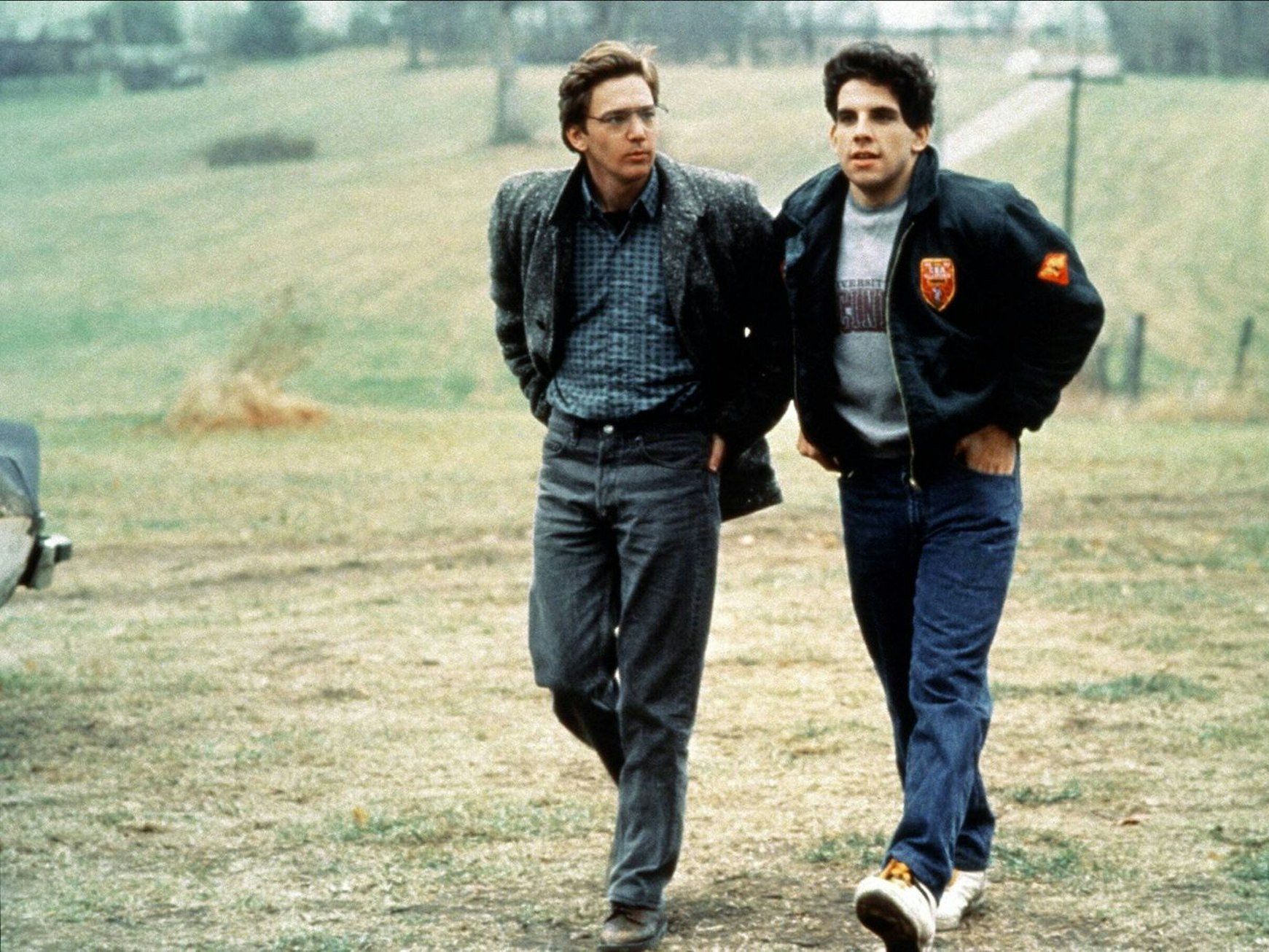 Seinen internationalen Durchbruch feiert Stiller (rechts) erst Ende der 90er-Jahre. Davor war er unter anderem im Coming-of-Age-Film „Zärtliche Liebe“ (1988) zu sehen. (Bild: IMAGO / Allstar)