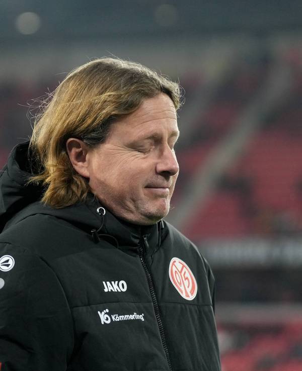 Bo Henriksen mit geschlossenen Augen.