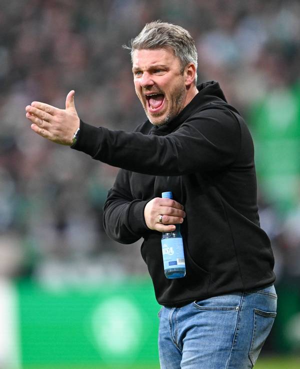 Trainer Lukas Kwasniok war am 29. November 2025 beim 1:1 des 1. FC Köln in Bremen teilweise ganz schön wütend.