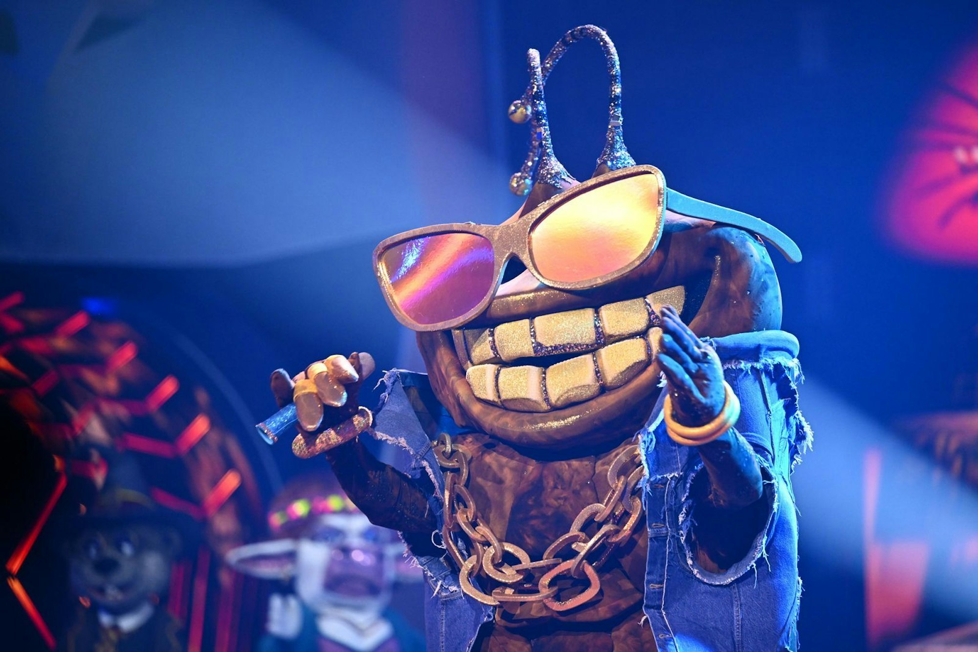 Der Dude packte mit „Unbelievable“ (EMF) und „Summer Of 69“ (Bryan Adams) zweimal den Rocker aus - und musste am Ende doch gehen. (Bild: Joyn/Willi Weber)