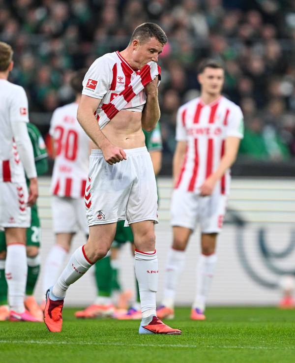Dominique Heintz (1. FC Köln) musste in Bremen früh ausgewechselt werden.