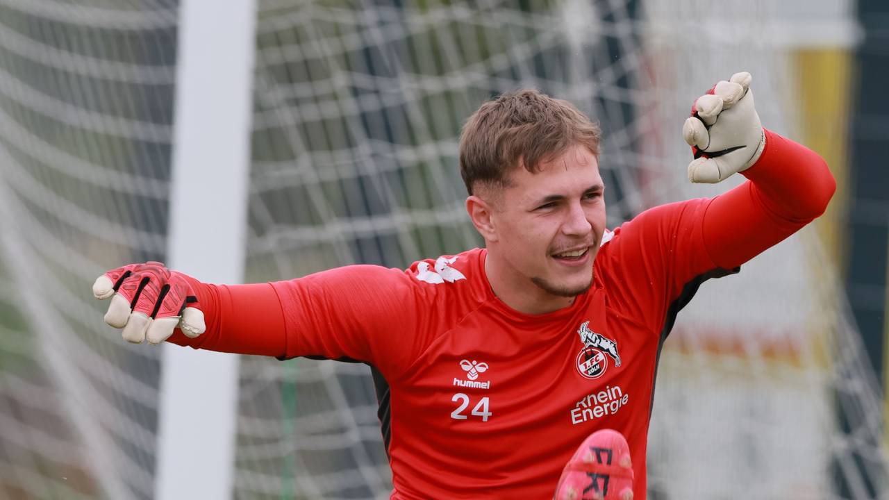 Alessandro Blazic im Training der U21 des 1. FC Köln.