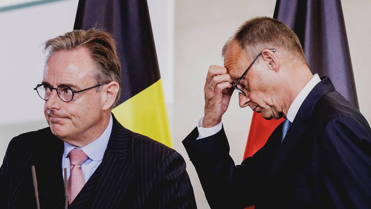 Kanzler Friedrich Merz (CDU) und Bart De Wever, Ministerpräsident von Belgien, bei einer Pressekonferenz in Berlin (Archivbild).