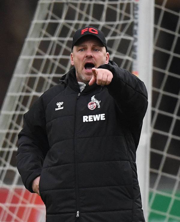 Lukas Kwasniok (1. FC Köln) beim Training am 3. Dezember 2025.