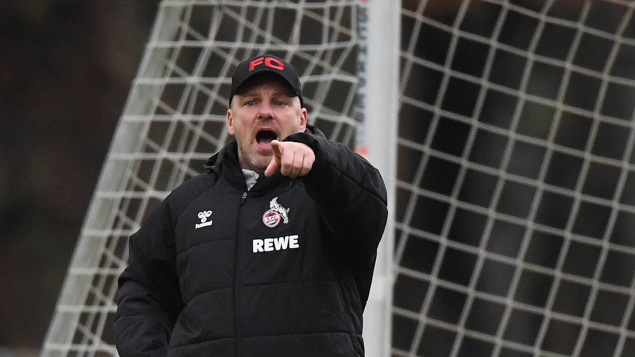 Lukas Kwasniok (1. FC Köln) beim Training am 3. Dezember 2025.