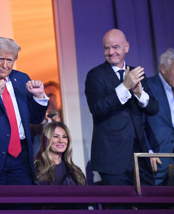 Donald Trump tanzte auf der Ehrentribüne. Das freute Ehefrau Melania und vor allem Fifa-Boss Infantino.