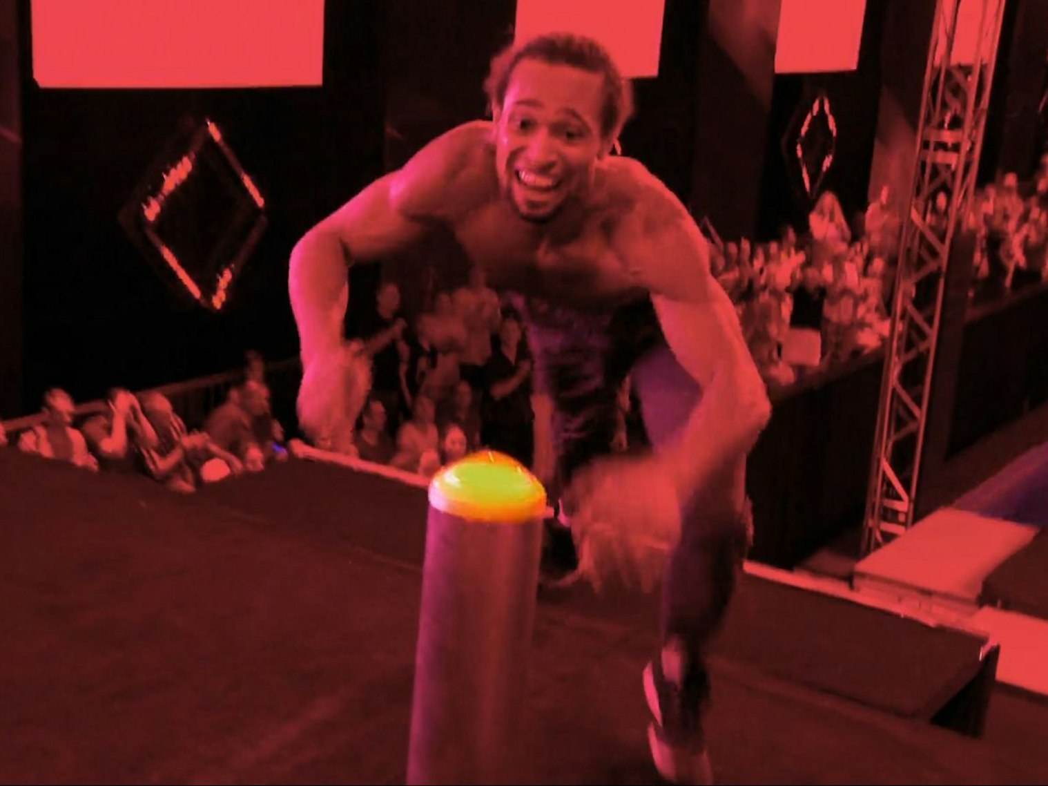 Drama pur: Giovanni Ertl erreichte zwar den Buzzer - aber leider um wenige Millisekunden zu spät. (Bild: RTL)