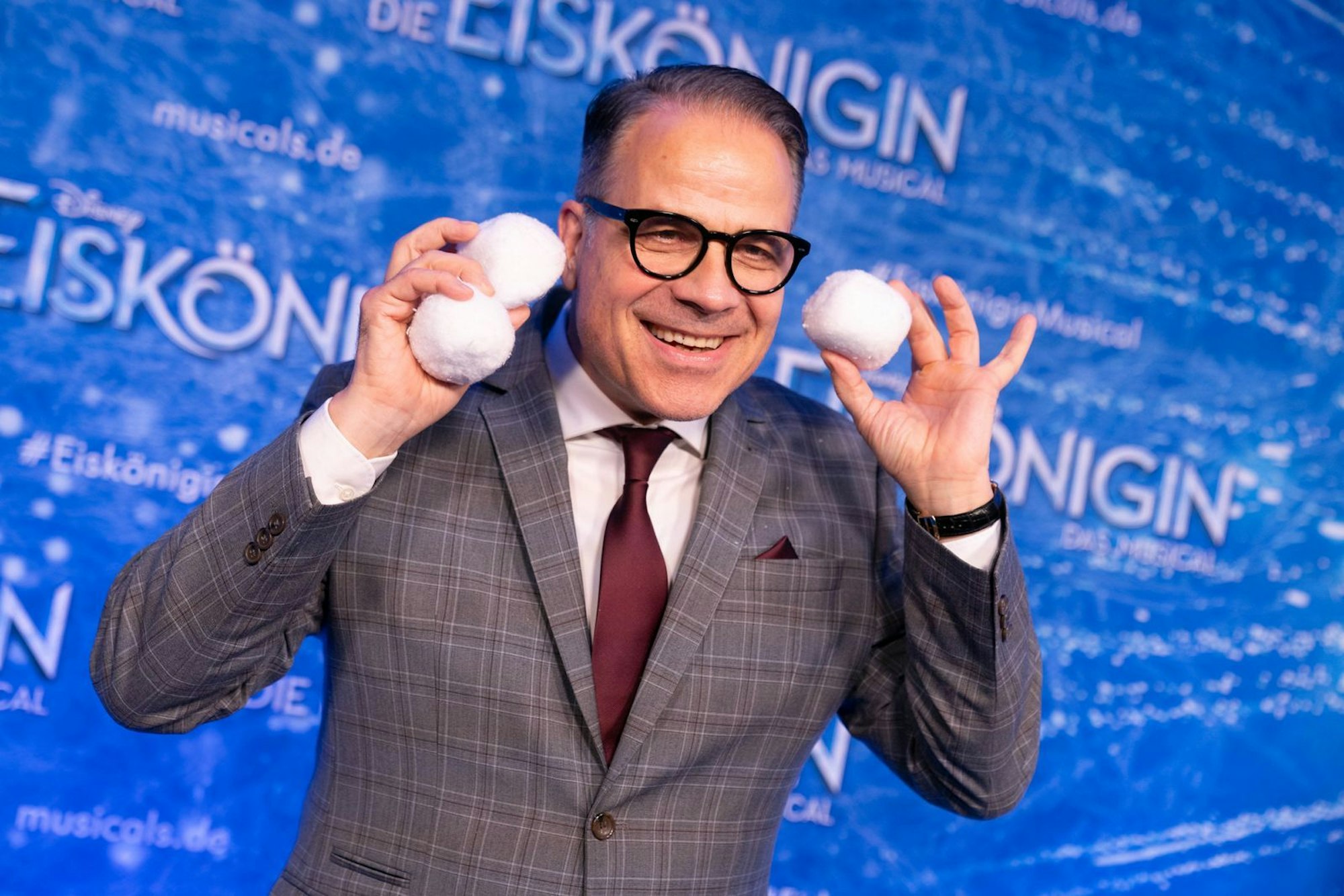 Karsten Speck ist seit 2024 einer der Hauptdarsteller in „Die Spreewaldklinik“. (Bild: Thomas Niedermueller/Getty Images)