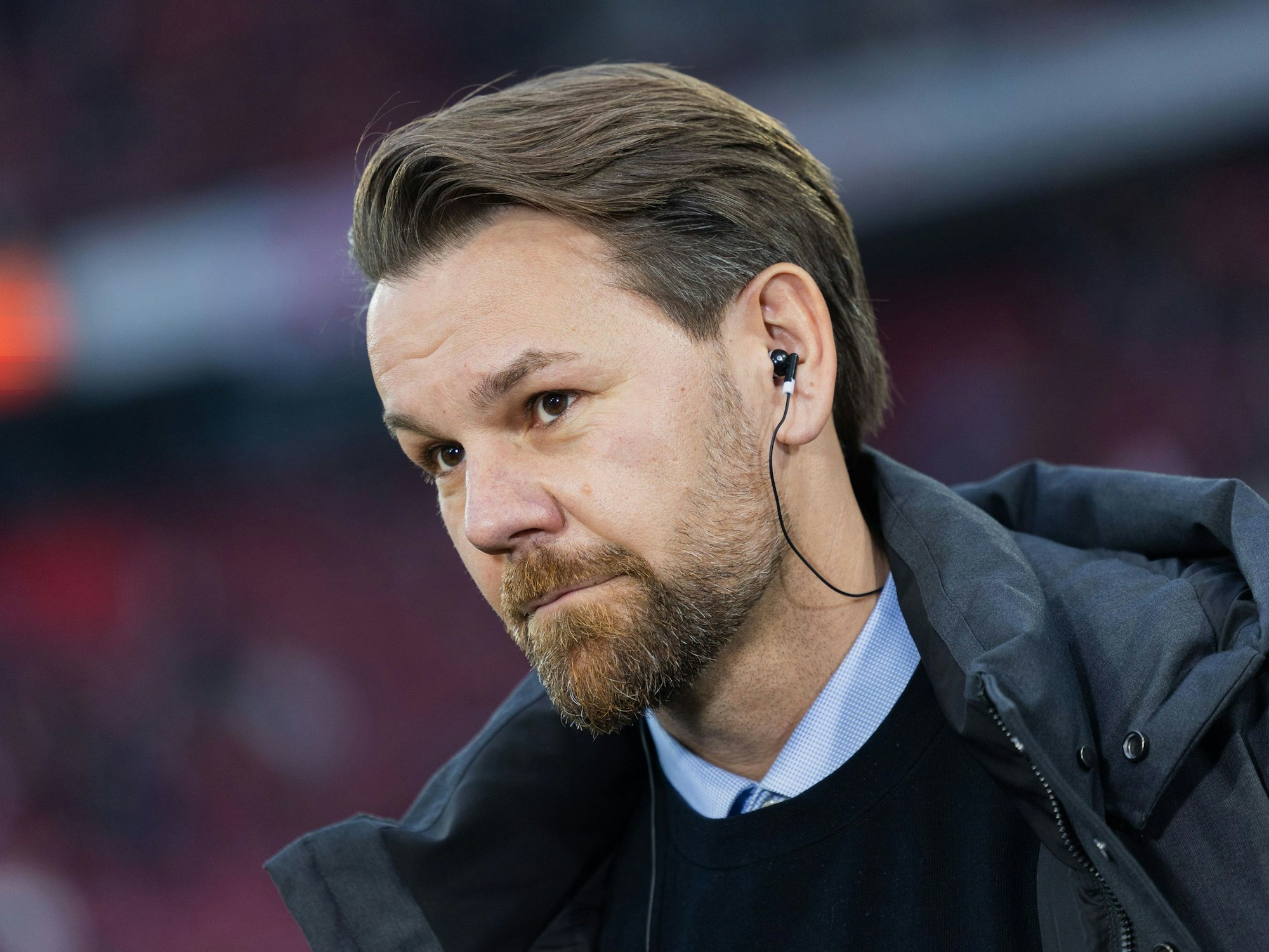 Kölns Sportdirektor Thomas Kessler am 6. Dezember 2025 im Rhein-Energie-Stadion.