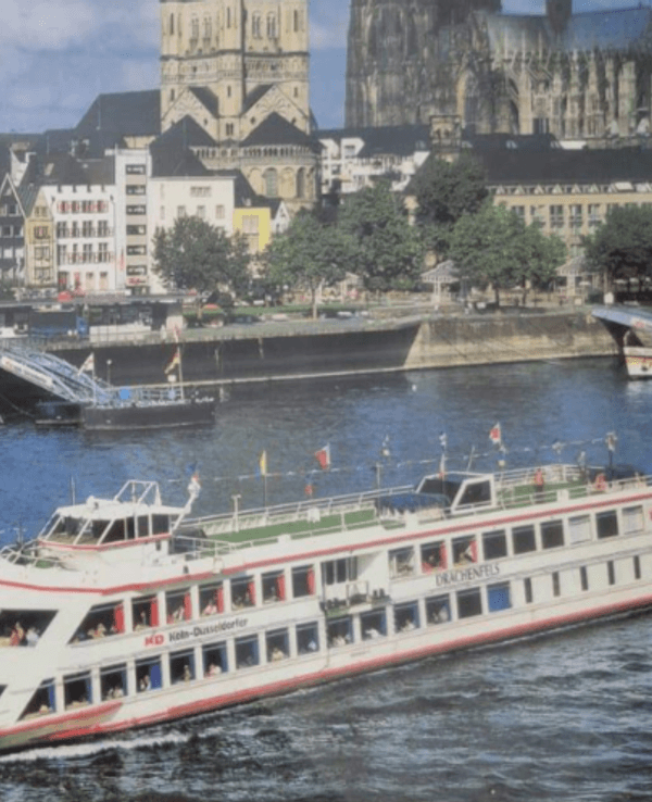 Dieses Foto von „Düsseldorf“ sorgt für einige Fragen im Netz.