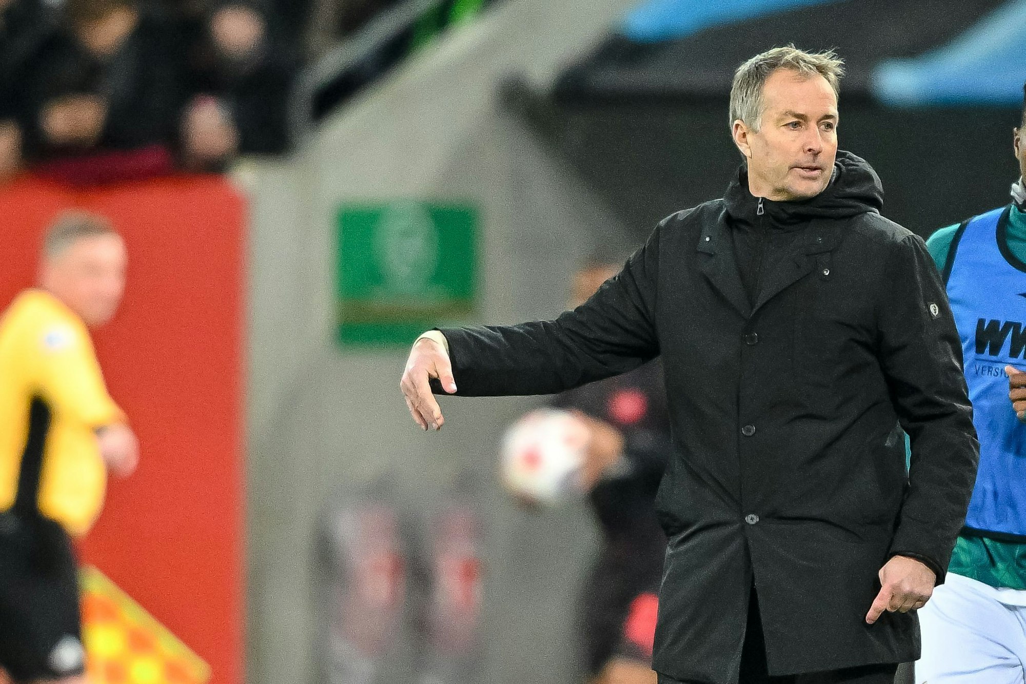 Bayer-Trainer Hjulmand fehlte gegen Newcastle. Gegen den FC am kommenden Bundesliga-Spieltag soll der Coach aber wieder an der Seitenlinie stehen.