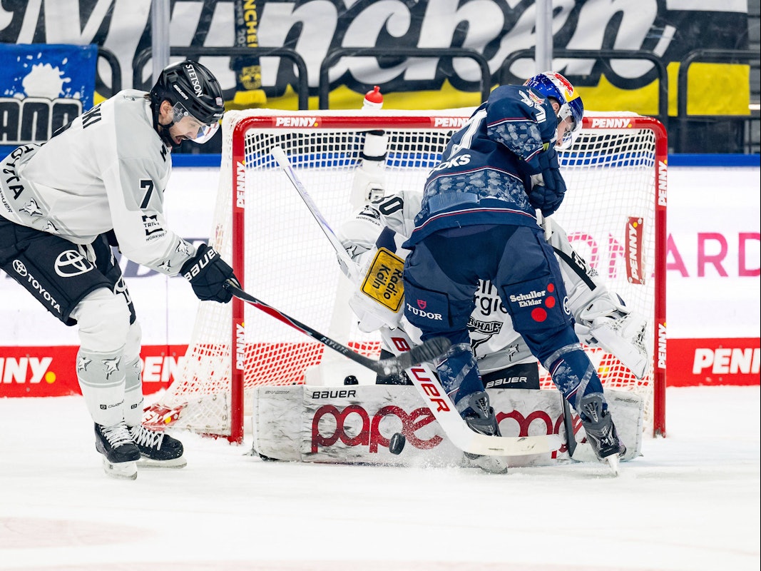 KEC-Keeper Janne Juvonen hielt auch in München stark. Am Ende verloren die Kölner Haie dennoch mit 1:2.