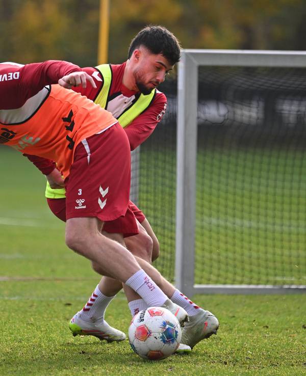 Dominique bei einem Trainingszweikampf gegen Jusuf Gazibegovic.