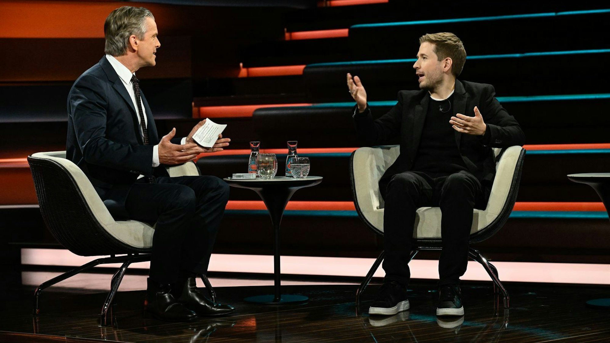 Bei „Markus Lanz“ sprach Ex-SPD-Generalsekretär Kevin Kühnert über die Hintergründe seines politischen Rücktritts. (Bild: ZDF / Markus Hertrich)