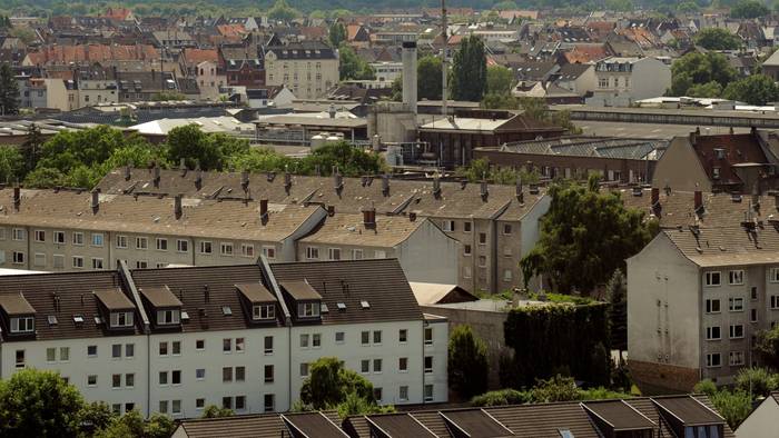 Der Herkulesberg wurde hier fotografiert vom Dach des Bundesverwaltungsamtes in Niehl.
