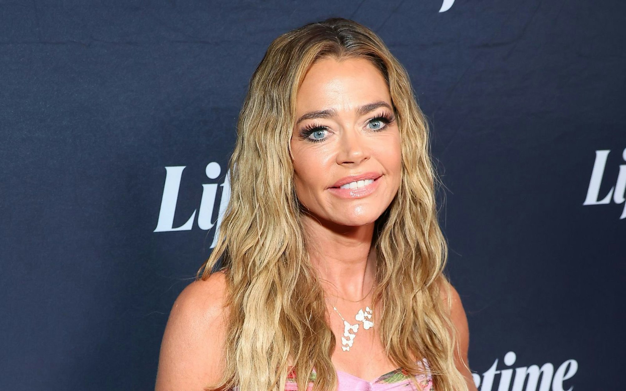 Denise Richards kehrte zuletzt mit der Reality-Doku-Reihe „Denise Richards und die wilden Kerle“ auf den TV-Bildschirm zurück. (Bild: 2024 Getty Images/Leon Bennett)