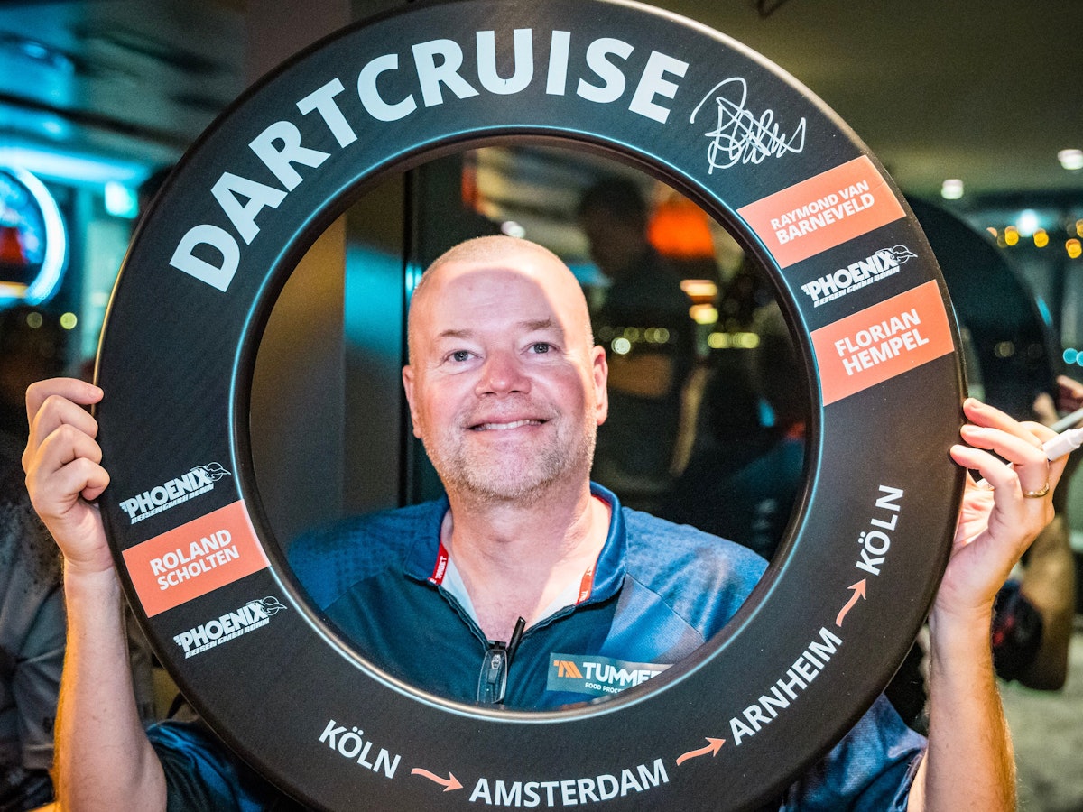 Raymond van Barneveld auf der MS Alisa 2025.