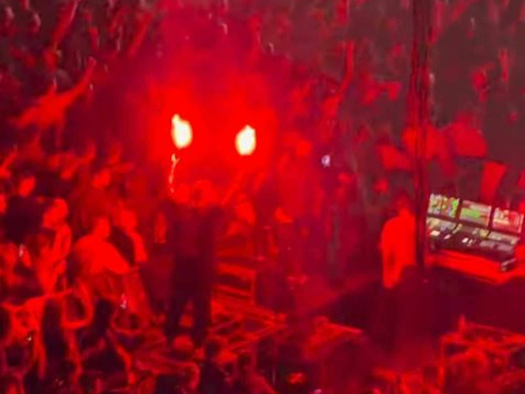 SSIO trat am Samstagabend in der Lanxess-Arena auf.