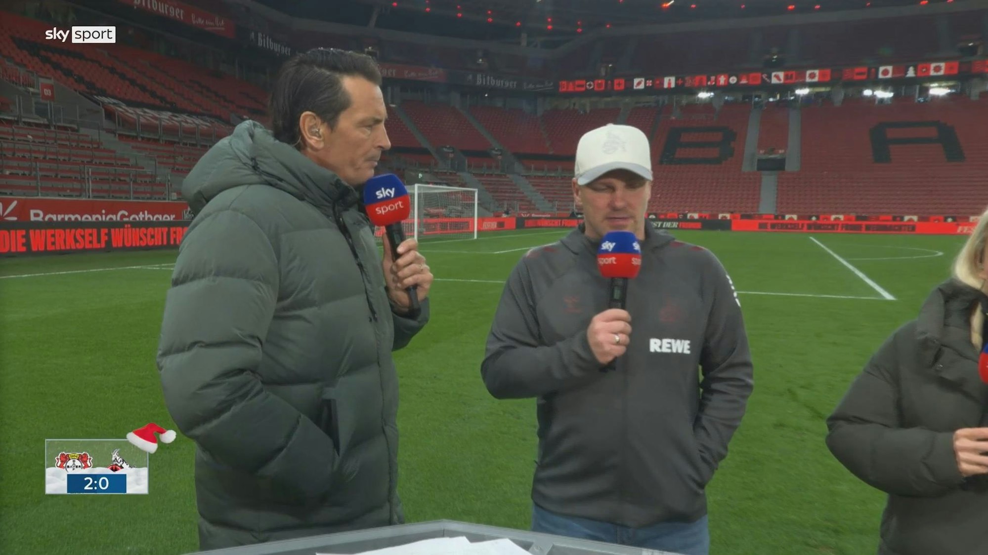 Lukas Kwasniok spricht im TV-Interview bei Sky.