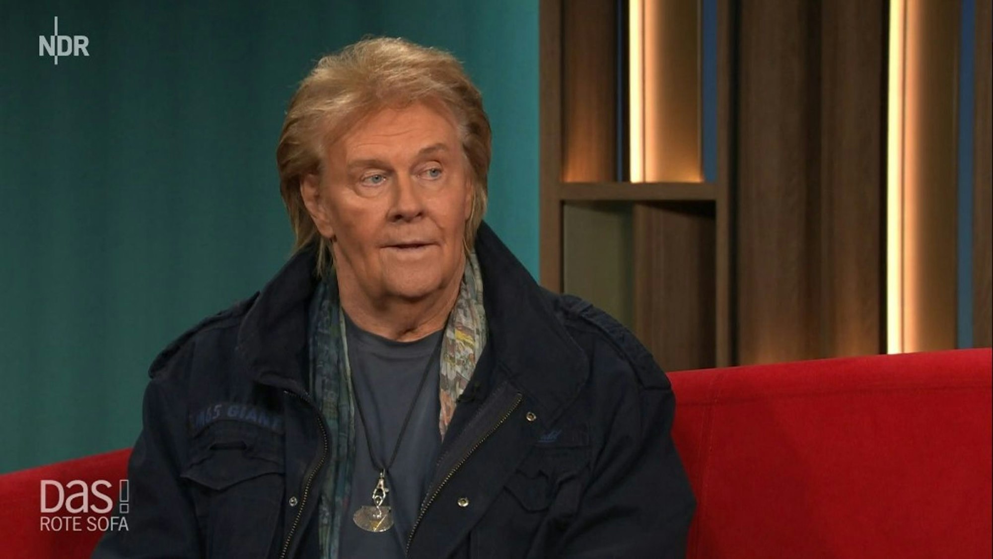 Im NDR-Talk „Das! Rota Sofa“ hat Howard Carpendale über sein neues Buch und seine Beziehung zu seinen Söhnen gesprochen. (Bild: NDR)