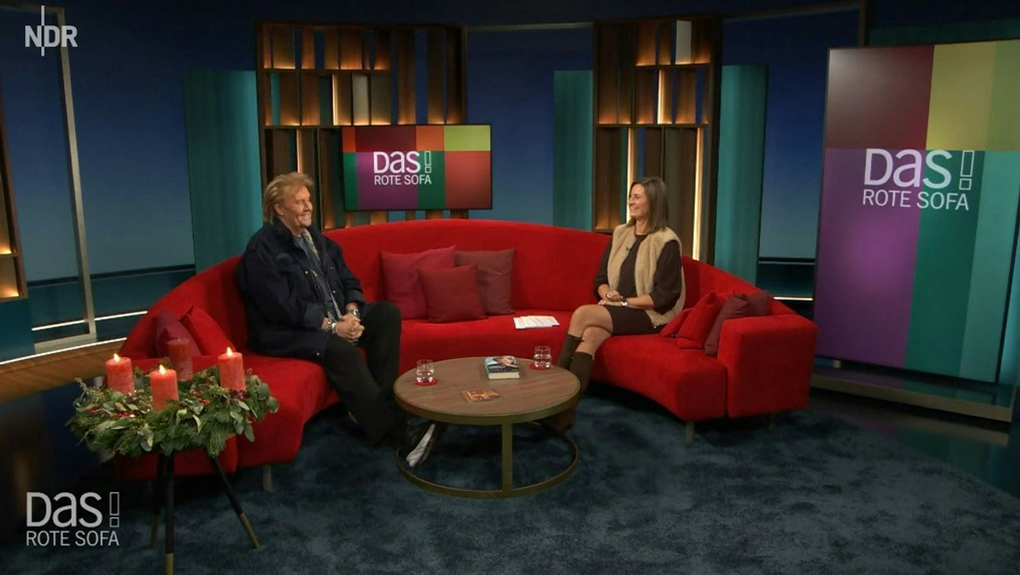 NDR-Moderatorin Inka Schneider hatte am Sonntag Schlagerstar Howard Carpendale zu Gast. (Bild: NDR)