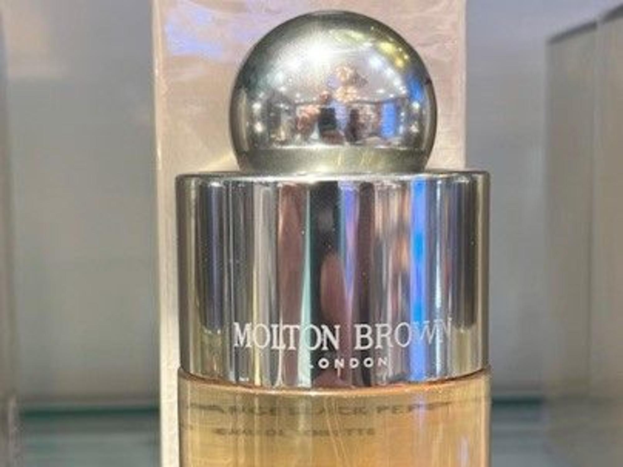 Ein Parfumflakon