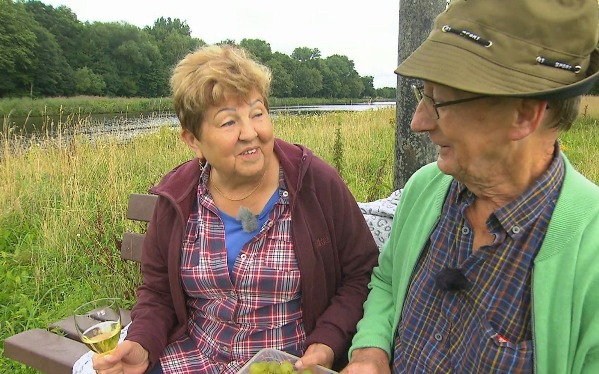 Bei einem Picknick planen Katharina und Walter die Zeit nach der Hofwoche. (Bild: RTL)
