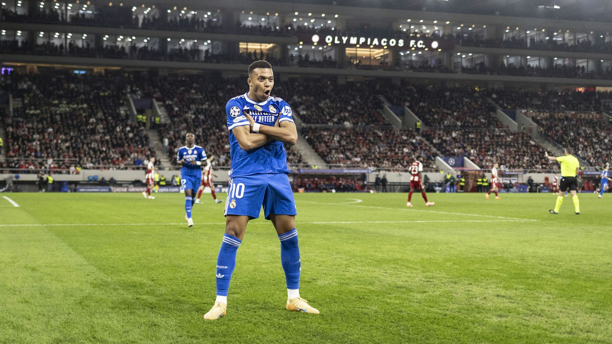 Kylian Mbappé jubelt.