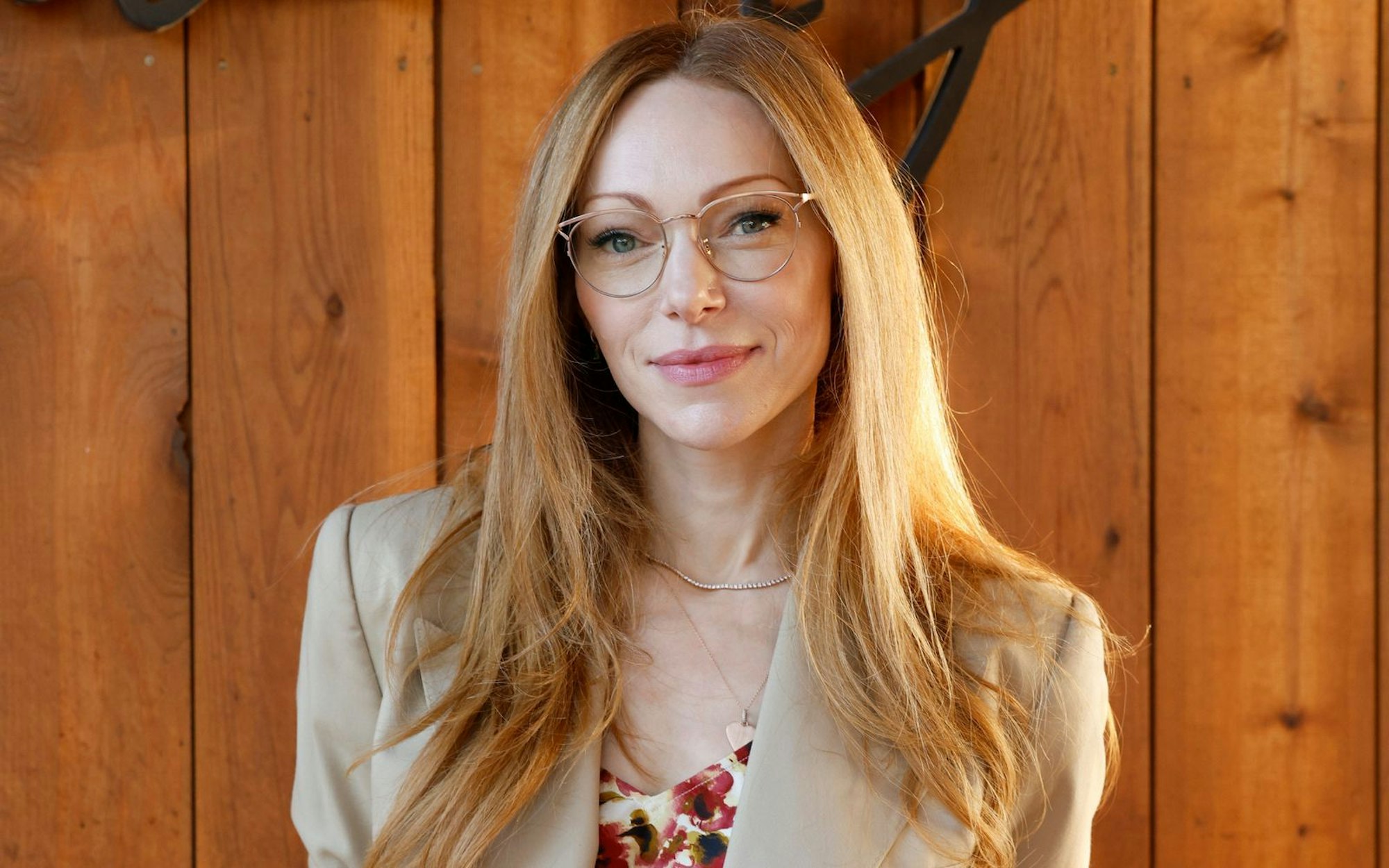 Laura Prepon feierte mit ihrer Hauptrolle im Netflix-Gefängnisdrama „Orange is the New Black“ einen weiteren Serienerfolg. (Bild: Danielle Del Valle/Getty Images for Eberjey)