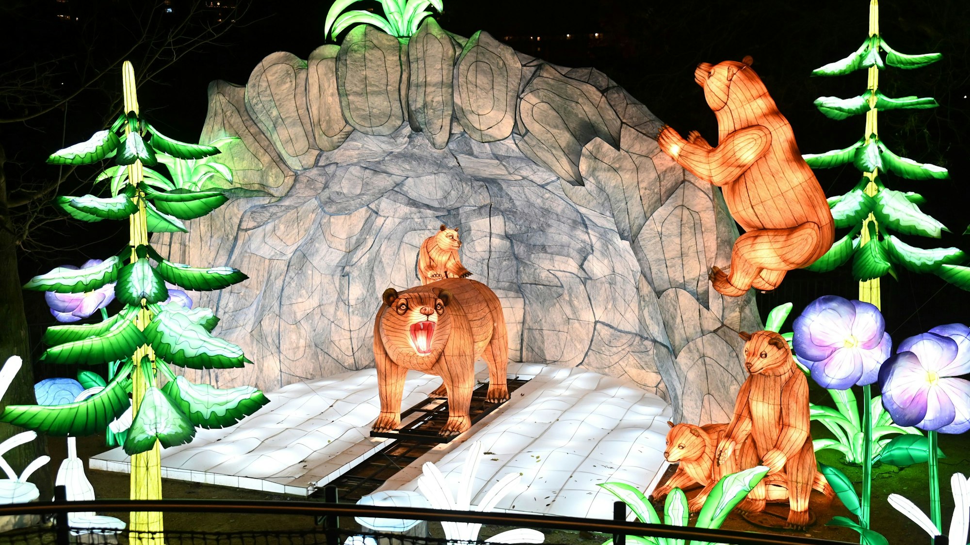 Magische China Lights im Kölner Zoo: Jetzt 5x4 Tickets für die große Lichtershow 2025/26 gewinnen.