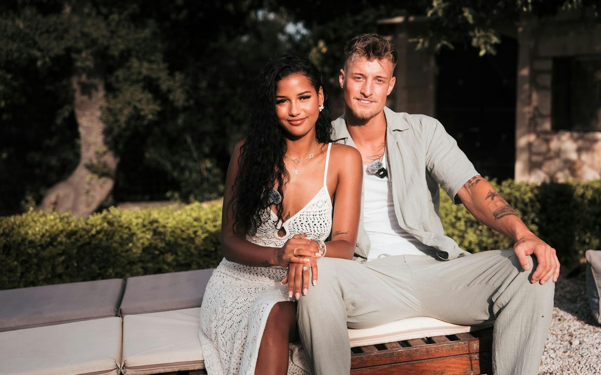 Brenda Brinkmann und Laurenz Pesch sind aktuell bei „Temptation Island VIP“ (RTL+) und bei „Reality Backpackers“ (Joyn) zu sehen. (Bild: RTL / Dustin Leonhard Grieß)