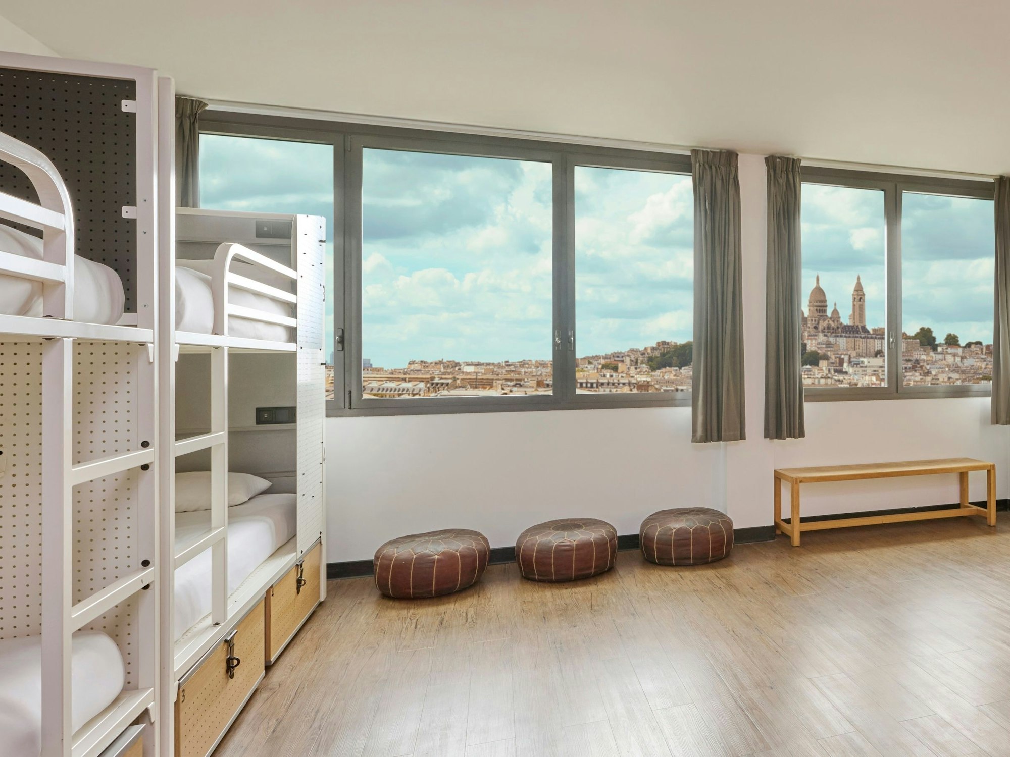 Blick in ein Mehrbett-Zimmer im Generator-Hostel.