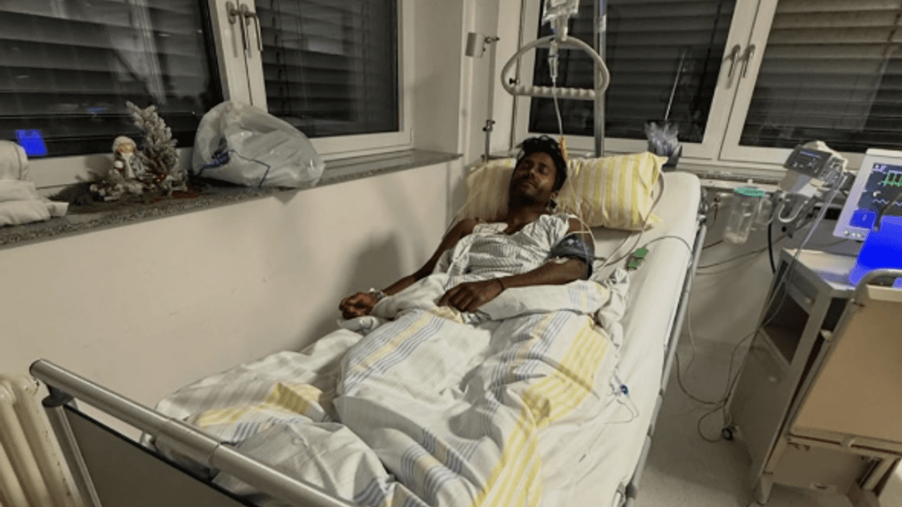 Biyon Kattilathu musste wegen des Verdachts auf einen Herzinfarkt ins Krankenhaus.