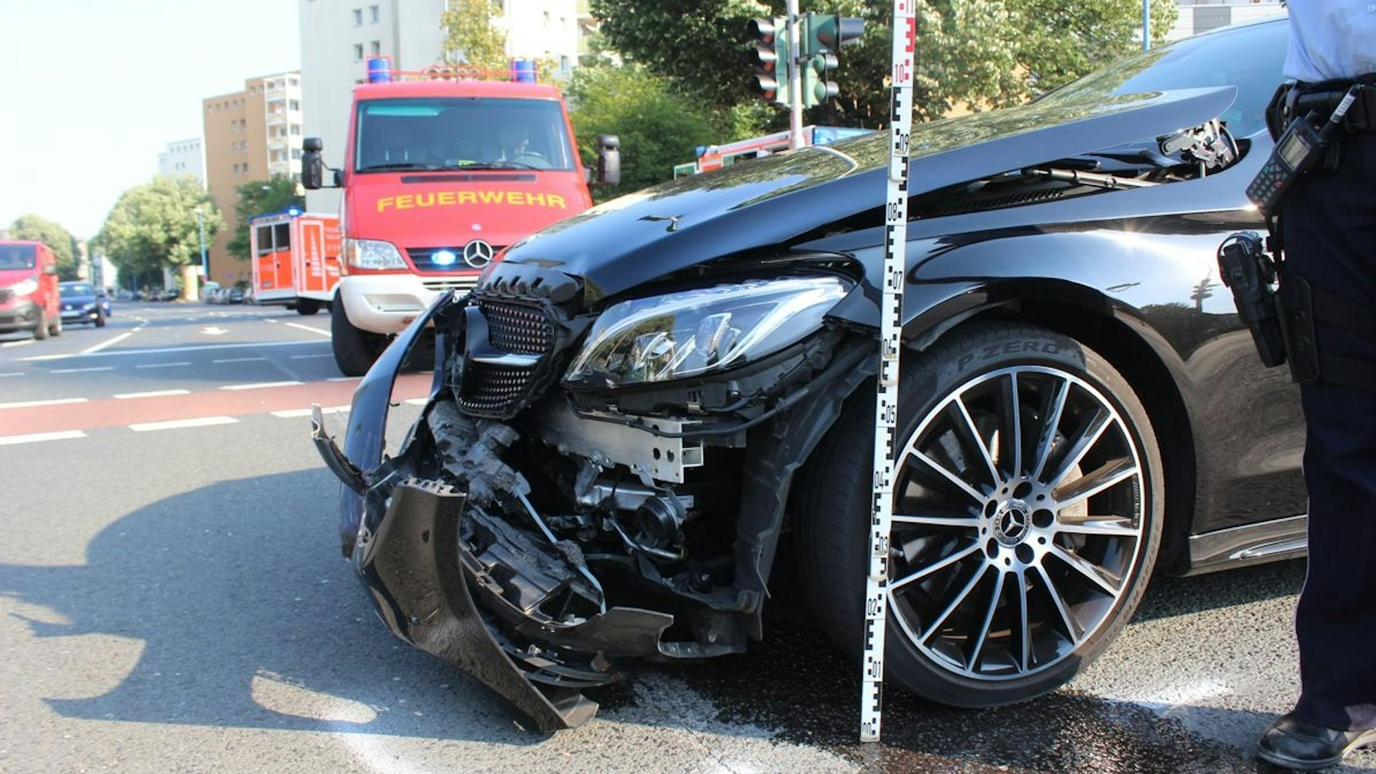 Die Polizei ermittelt bei Verkehrsunfallfluchten im Kreis Mettmann.