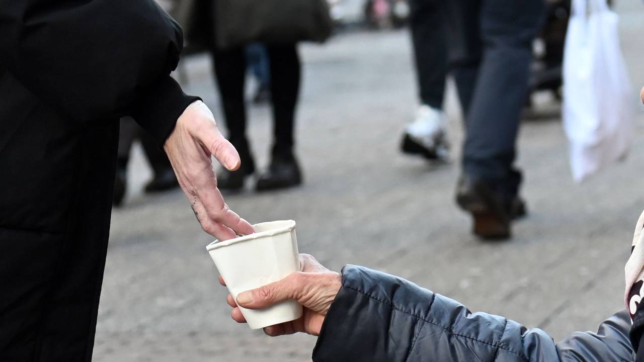 Das stille Betteln steht nicht im Fokus des Dortmunder Verbots. (Archivfoto)