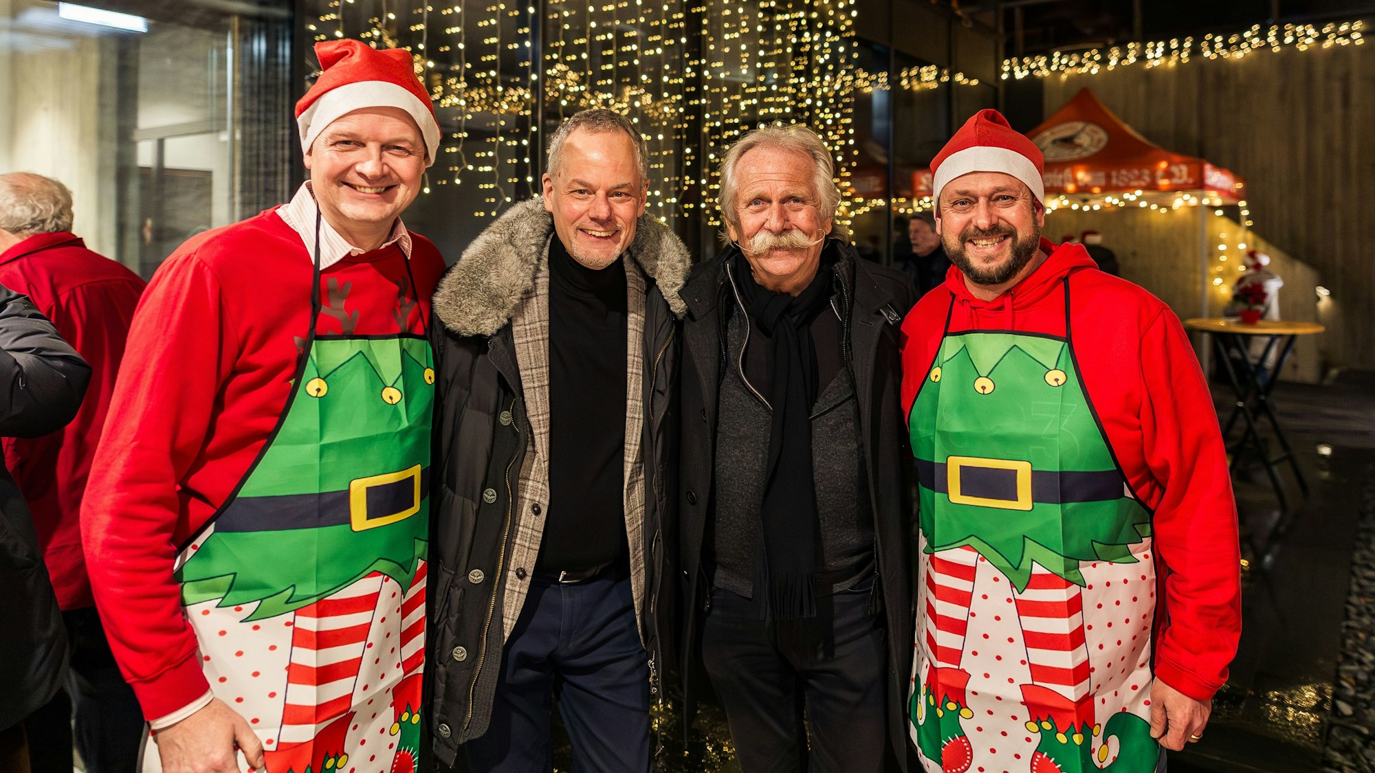 Henning Krautmacher zu Besuch bei den Roten Funken.