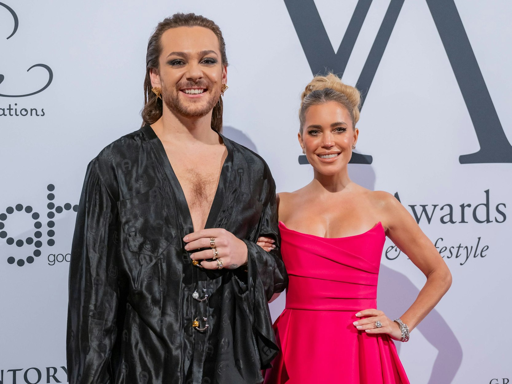 Ricardo Simonetti und Sylvie Meis strahlen in die Kamera