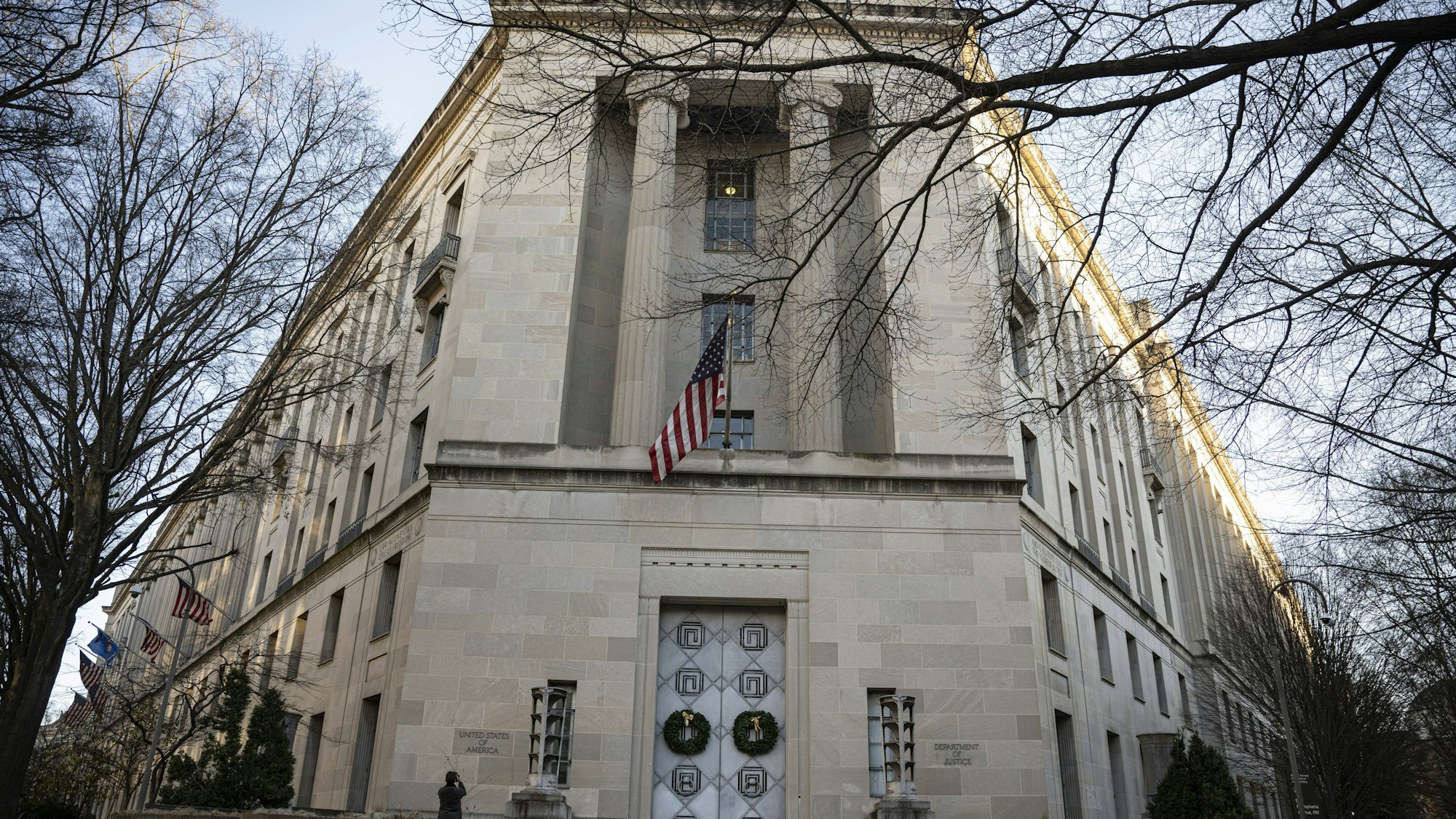 Justizministerium der USA im Zusammenhang mit Epstein & Maxwell