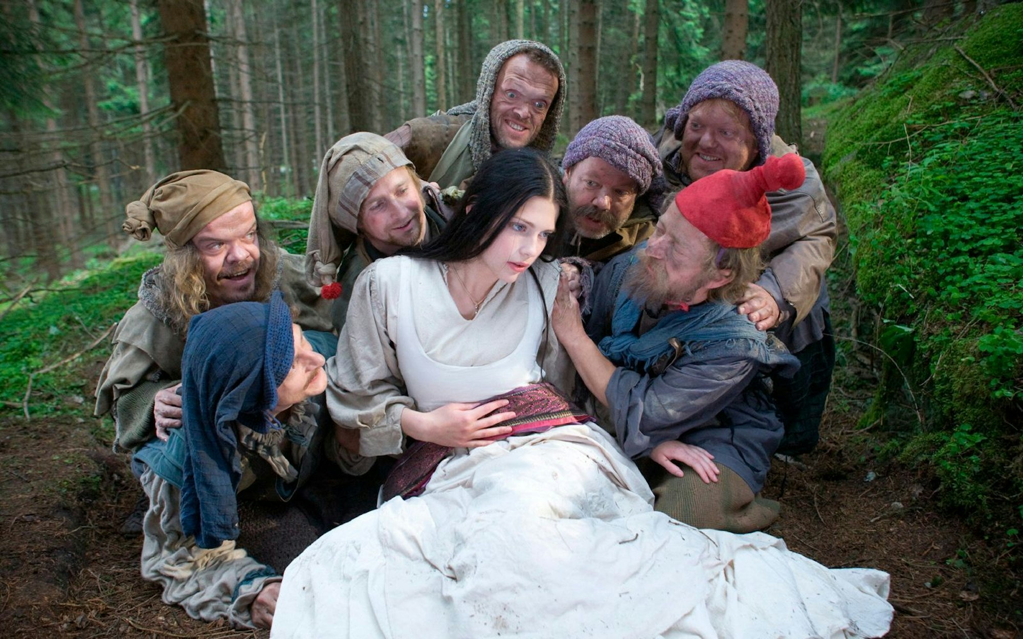 „Schneewittchen“ (gespielt von Laura Berlin) zeigt die ARD am zweiten Weihnachtsfeiertag um 10.50 Uhr. (Bild: BR/Saxonia Media/Andreas Wünschirs)