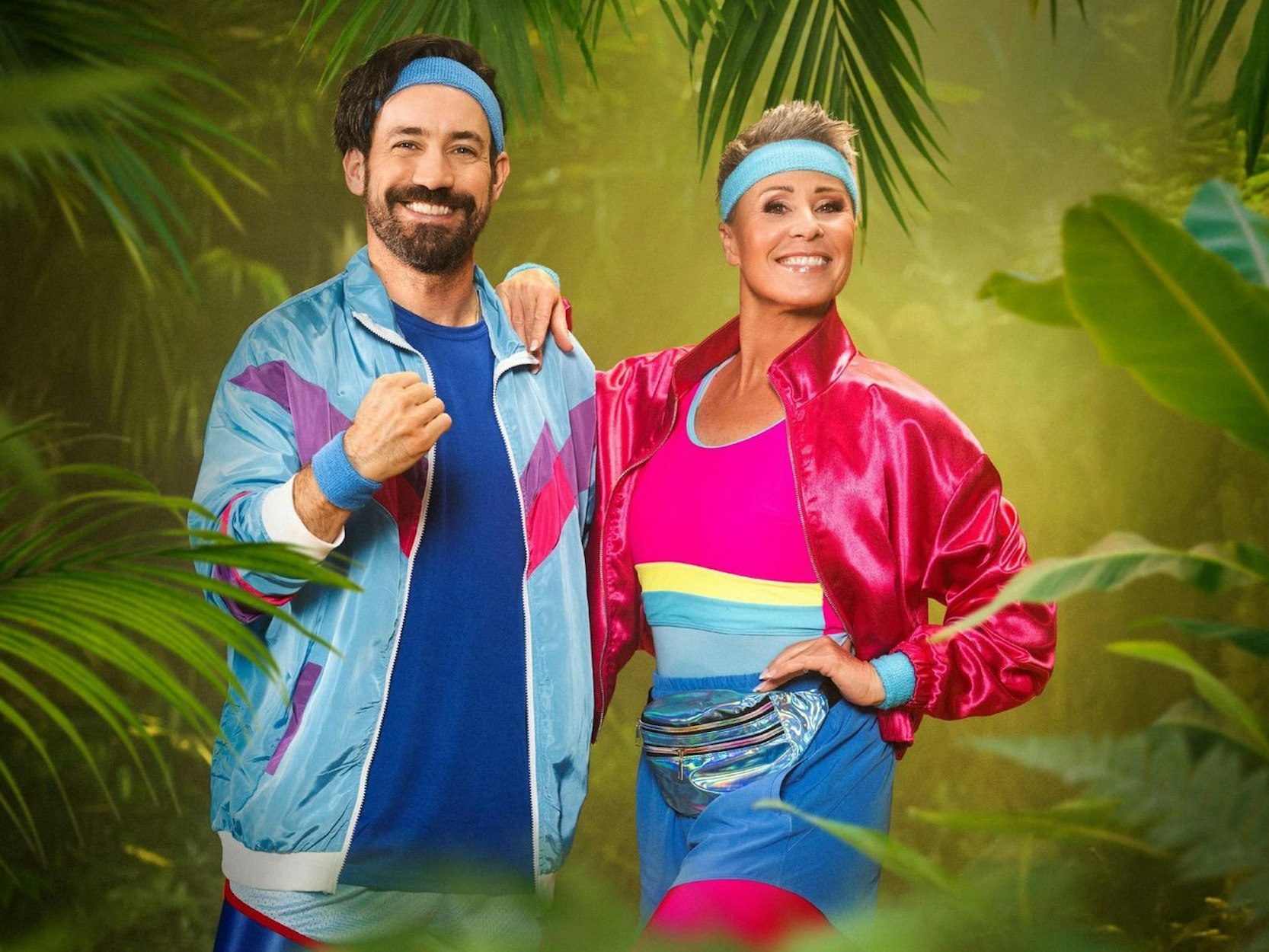 Bereit für den „Dschungel-Marathon“: Jan Köppen und Sonja Zietlow kommentieren wieder die Ereignisse im australischen Urwald. (Bild: RTL / Pascal Bünning)