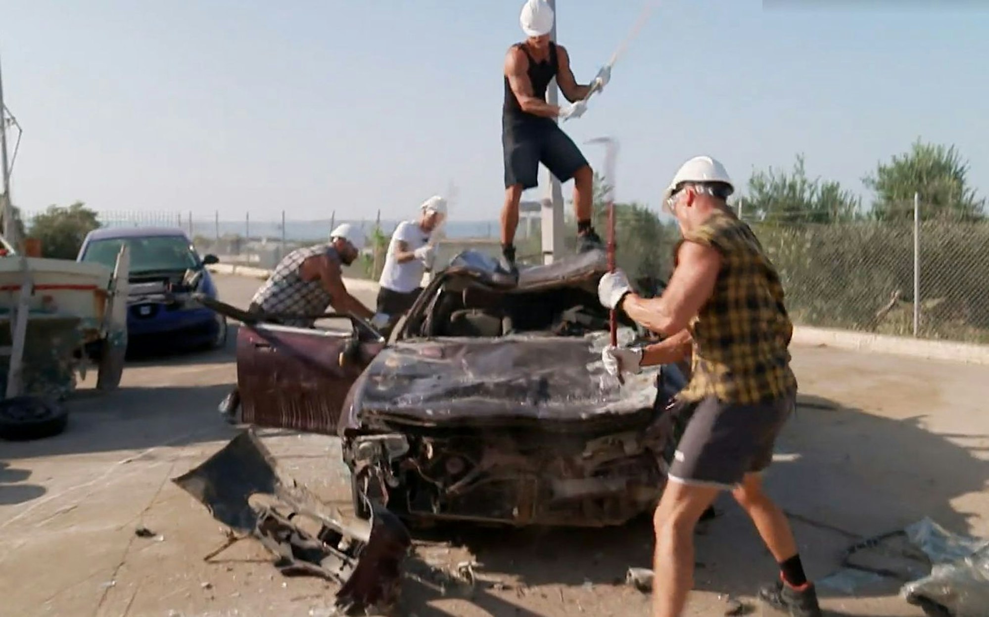 Anti-Frust-Therapie für die Männer. (Bild: RTL)