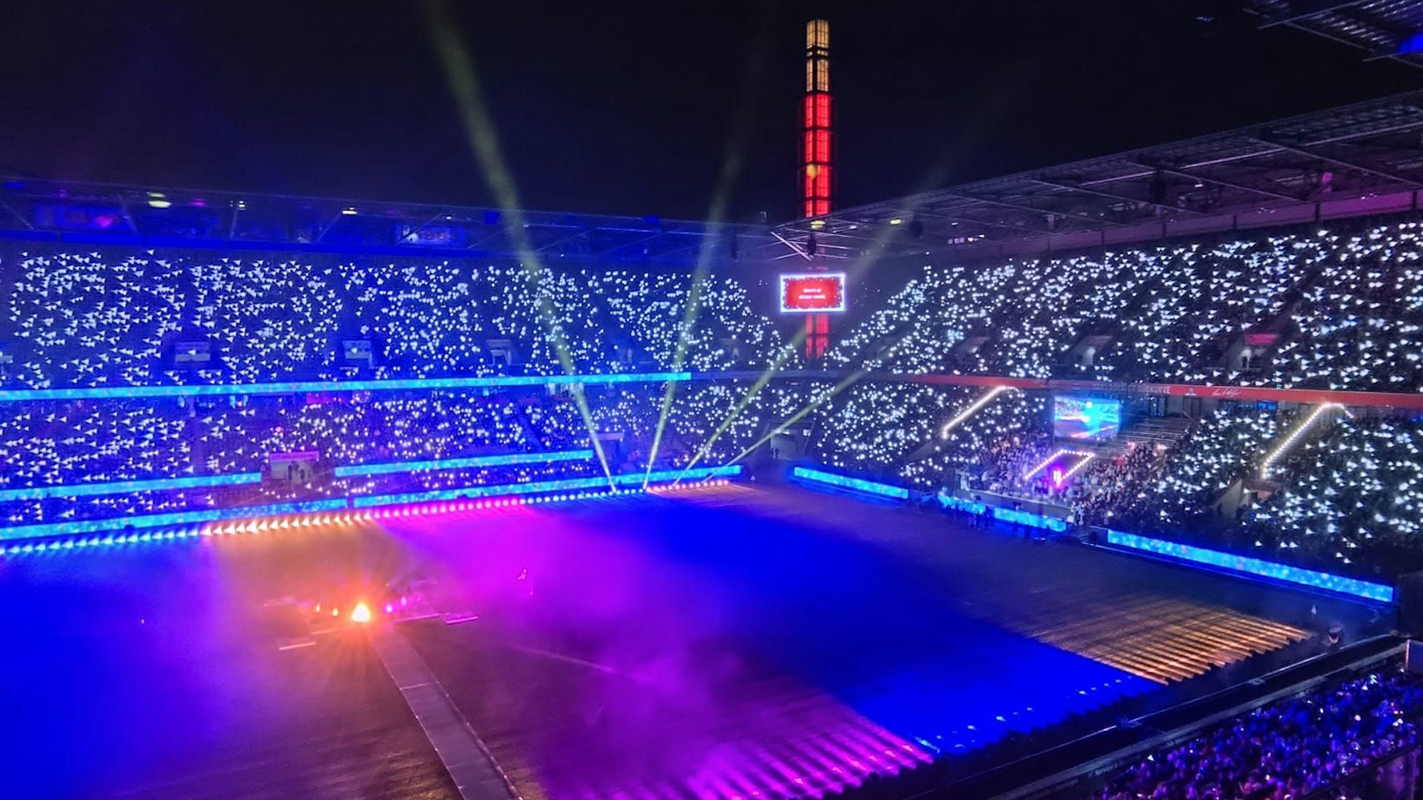 Blick ins Rhein-Energie-Stadion.