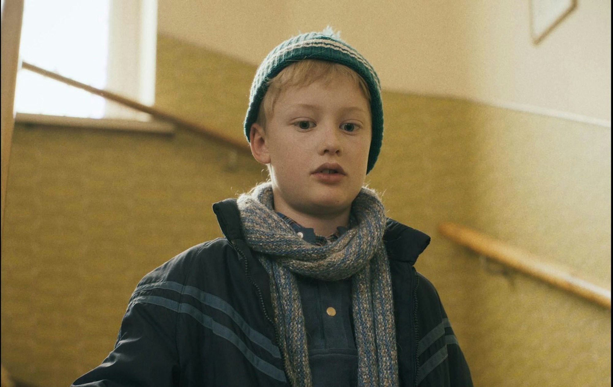 Dominikus Brückner ist der Neffe von Schauspieler Florian Brückner. In der Serie spielt er nun sein jüngeres Ich. (Bild: RTL / NEUESUPER)