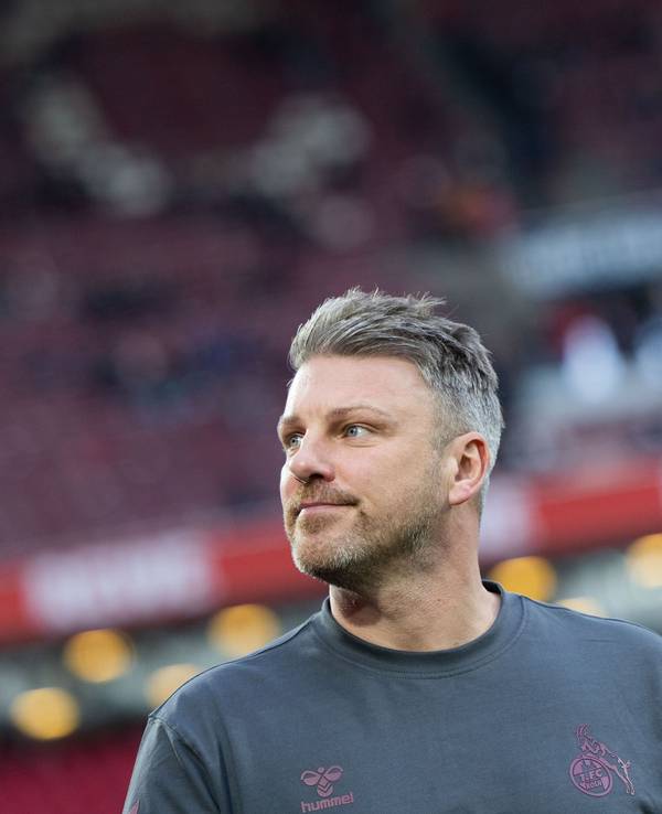 Lukas Kwasniok überwintert mit dem 1. FC Köln auf Platz 11.