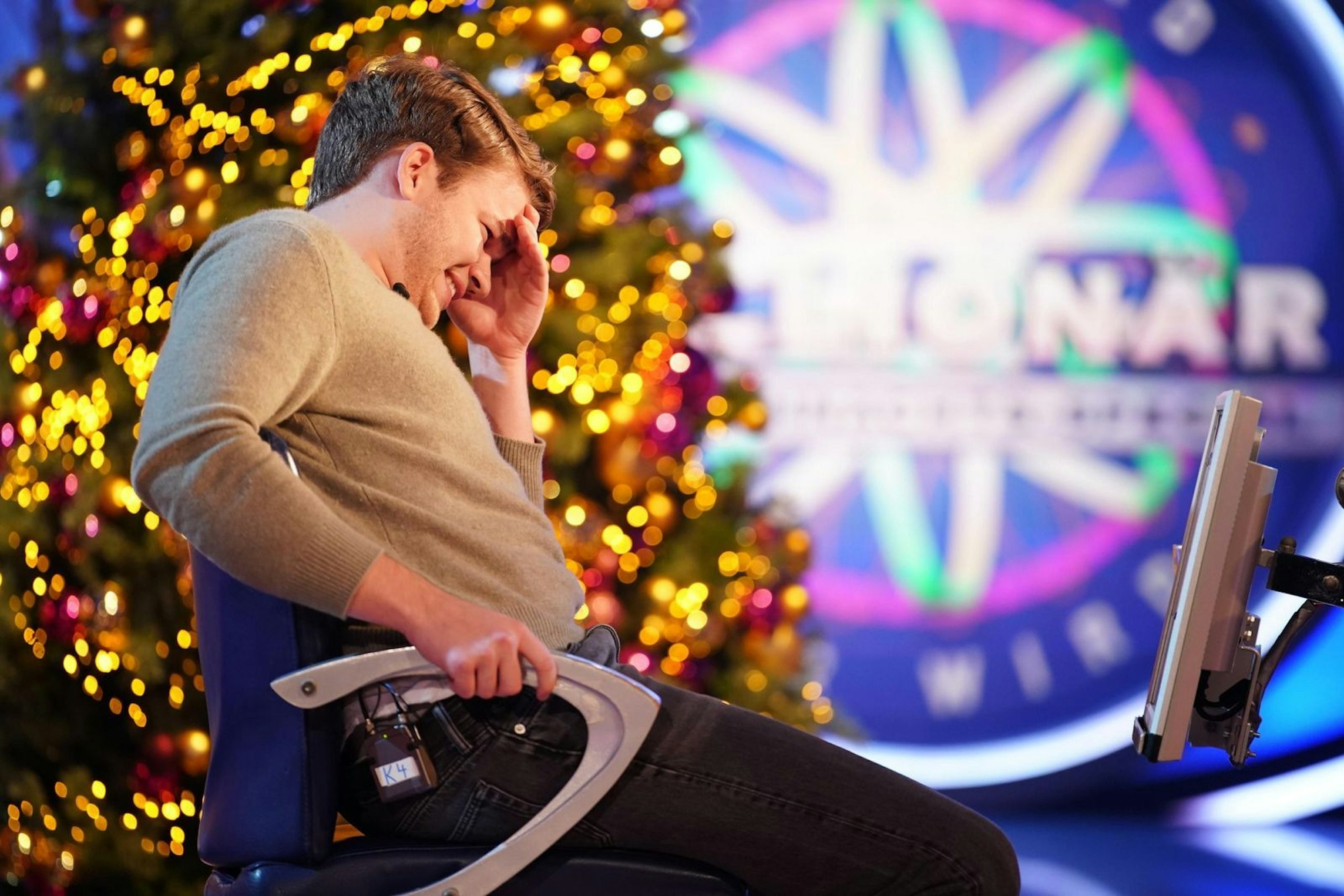 Tom Lorenz aus Stuttgart wusste nicht, was eine „Scrunch-Naht“ ist und fiel von 8.000 auf 500 Euro. (Bild: RTL / Stefan Gregorowius)