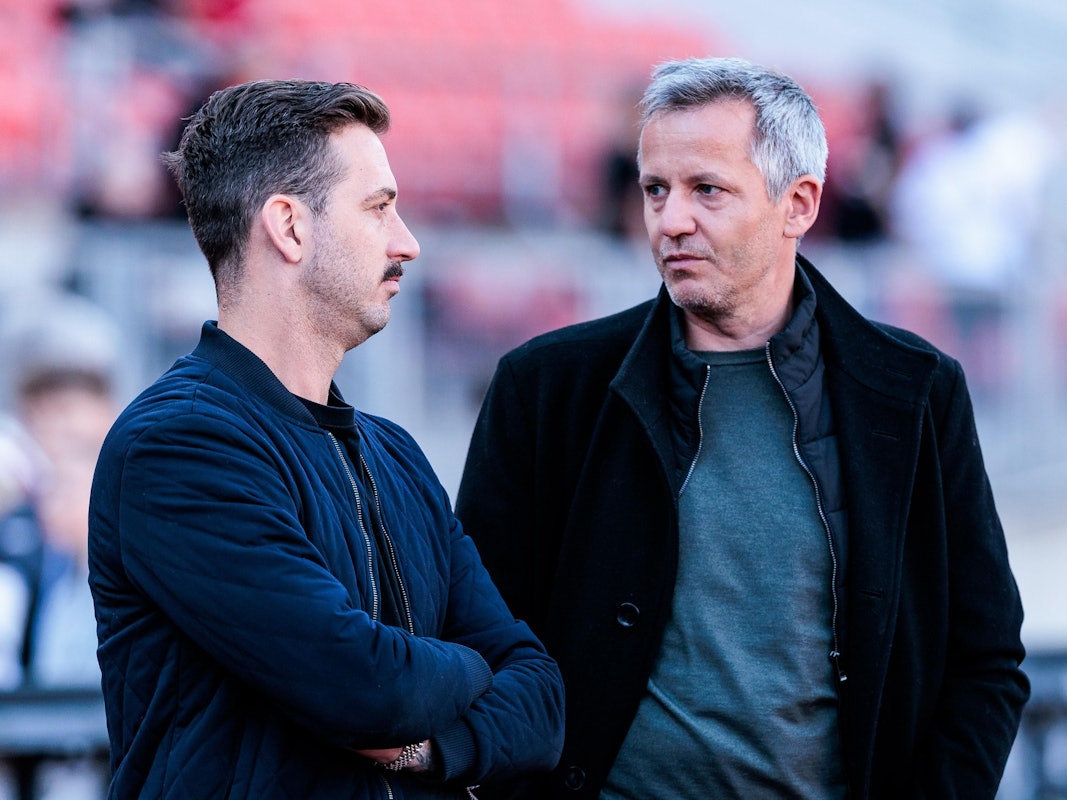 Kevin Brandenburg und Philipp Türoff im Gespräch.